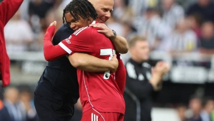 内维尔点评阿森纳：面对利物浦的勇气缺失与客场平局心态