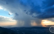 “水帘”挂云端，晚霞映雷雨！重庆永川现“雨幡”奇观