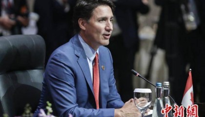 特鲁多：若特朗普施加25%的关税，加拿大将“报复”！