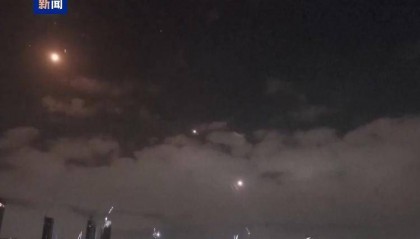 以军称伊朗已使用近400枚弹道导弹 消息人士称以方防空导弹短缺