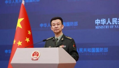 国防部：研制建造076两栖攻击舰不针对任何特定目标