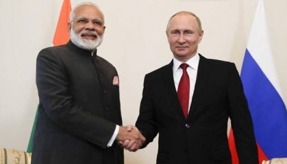 最后24小时！特朗普亮出绝招逼俄停火，普京真正的底牌却在亚洲