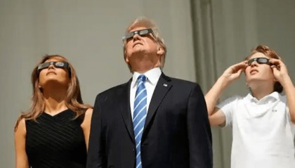 中国又一次赌赢了？特朗普突然不再嘴硬，美国法院正式做出裁定，美国无权对中国加征关税