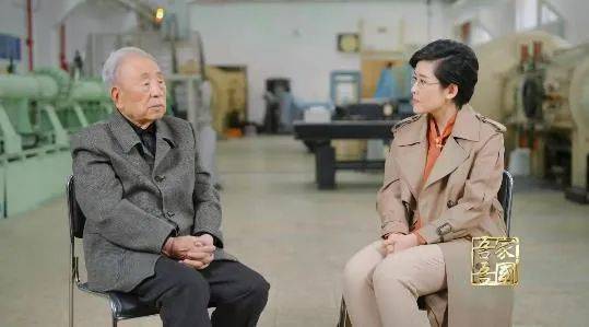 时代塑“鸿儒”，“90后”院士何以感动中国？
