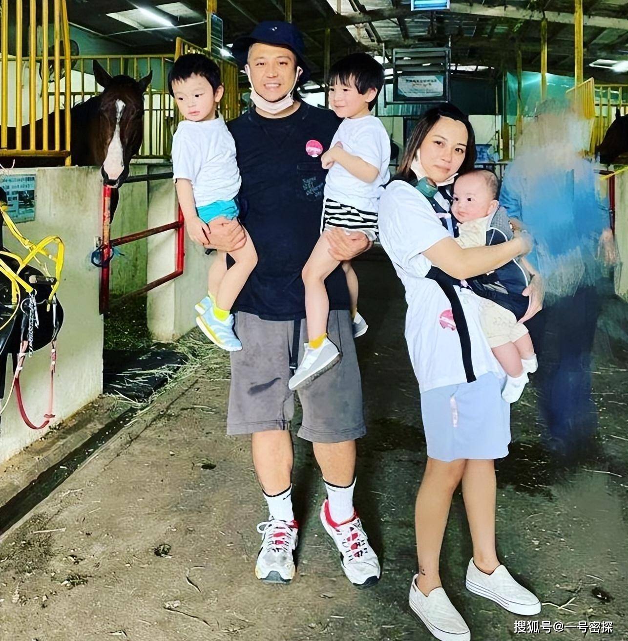 港星张致恒夫妻没钱交租被赶！要养4儿子1外佣，妻子无力再撑直言再见