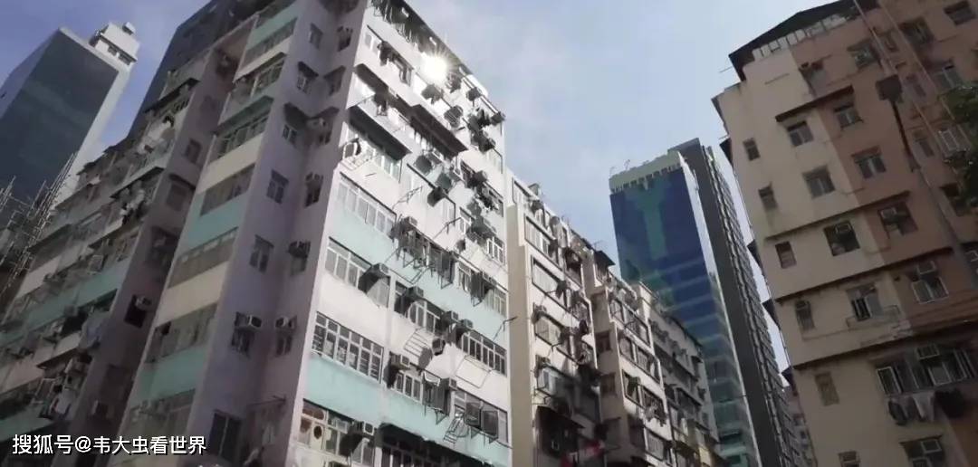【视频】‌香港贫穷人口逾139万，贫穷线为5000港元。你怎么看？