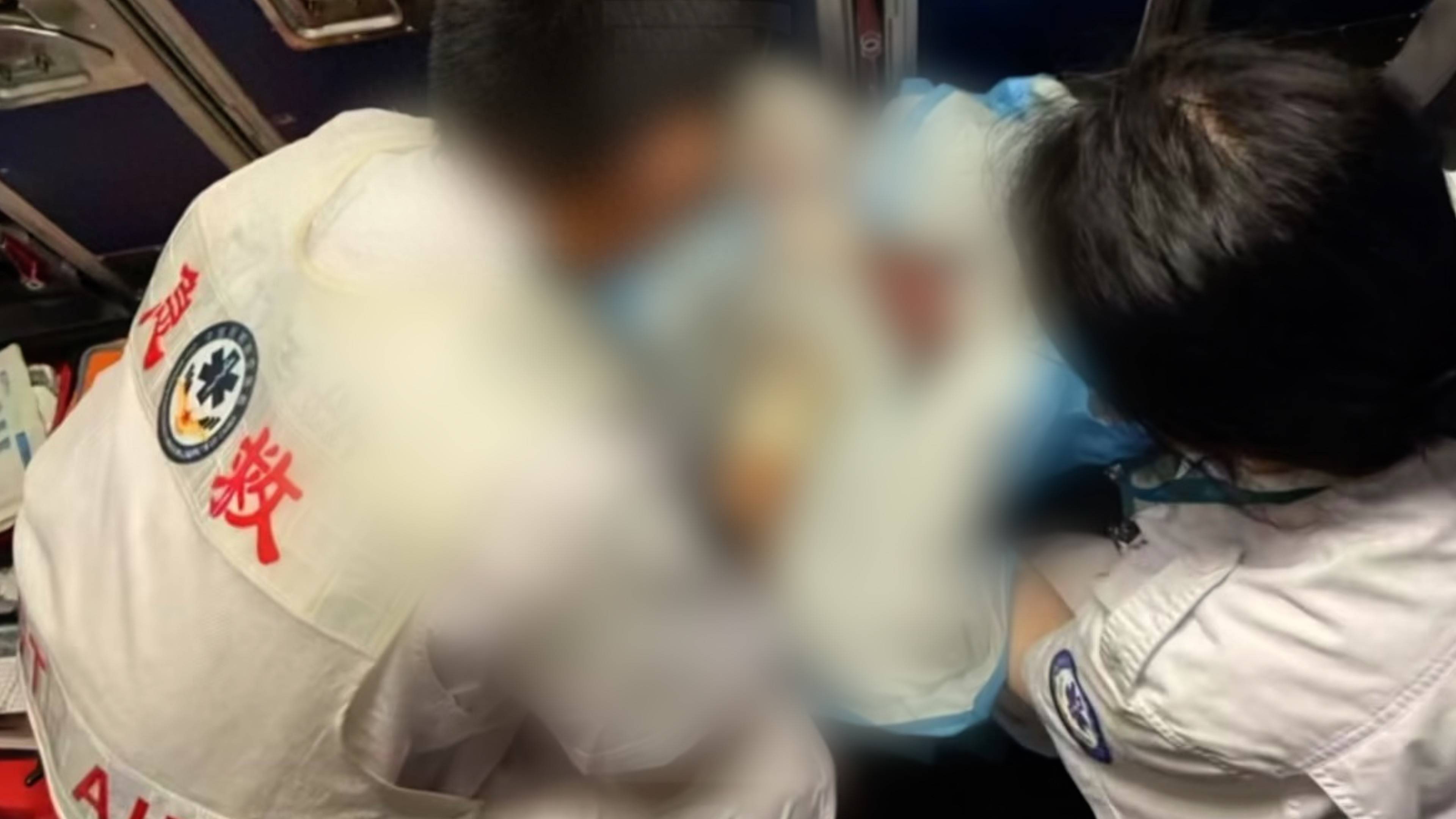 16岁孕妇在机上诞下一女婴致航班延误？航司称系公司原因延误，海口机场：母女平安