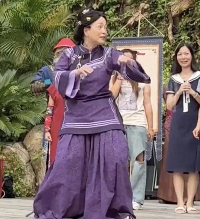 直播带货之后，景区成明星再就业方向？