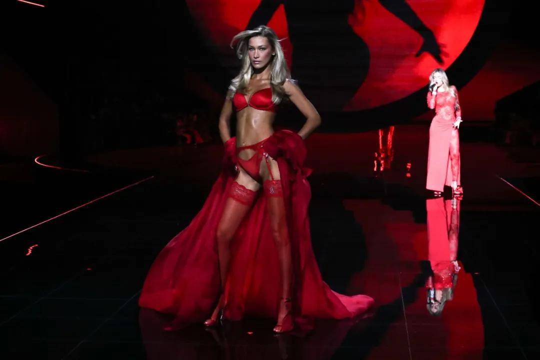 超模均龄30+、不要性感要多元，维秘秀还有新鲜感吗？