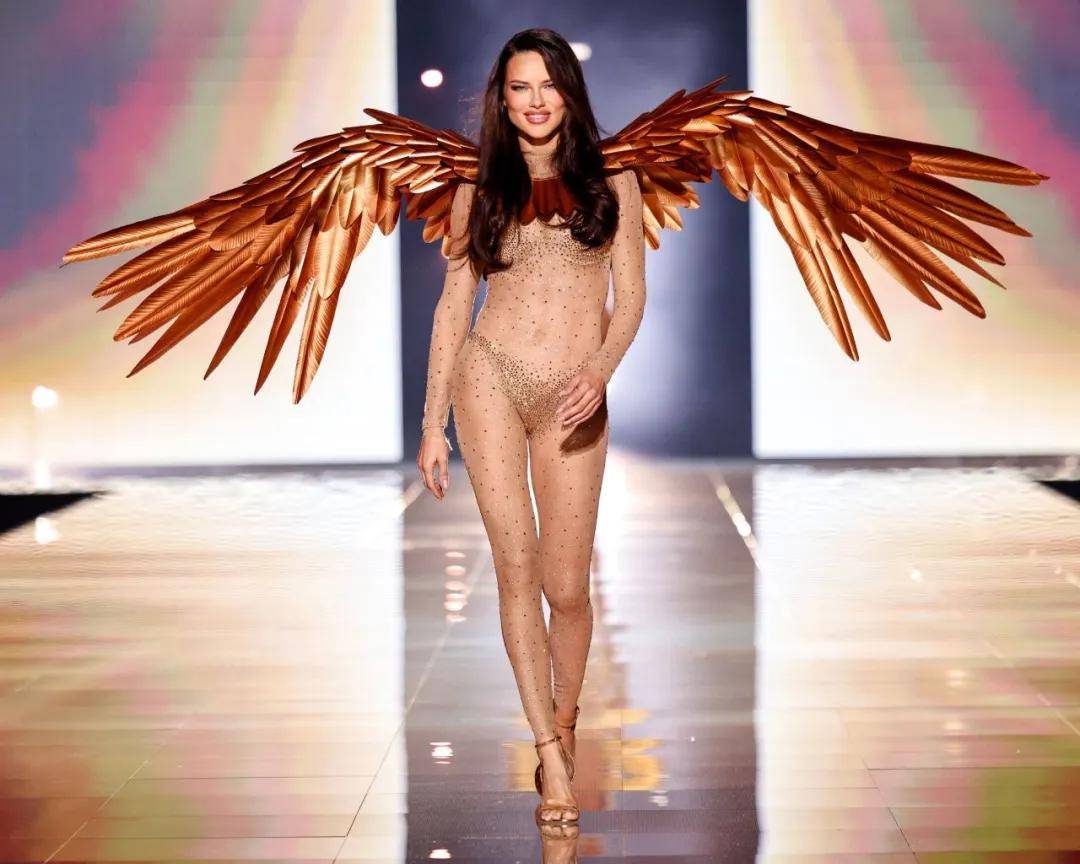 超模均龄30+、不要性感要多元，维秘秀还有新鲜感吗？