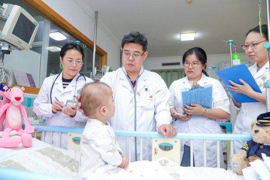 冬季儿童呼吸道疾病高发，专家支招科学防治