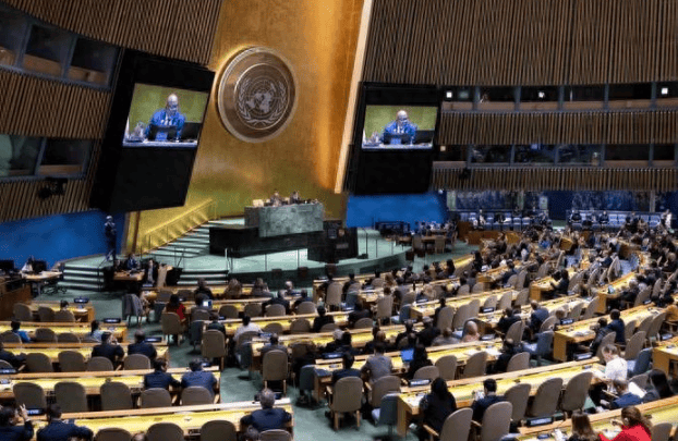 中方打出琉球这张牌,日本上下顿时“哑火”,高市早苗根本不敢接招,外交部回应一针见血